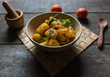 masala-potato-or-potato-fried-with-cumin-2021-09-04-07-15-13-utc-scaled-1-1-2048x1366