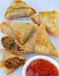 Beef Qeema Samosa in Karachi ( by Mom's kitchen)