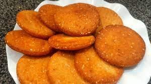 Mithi tikyan  in Karachi(by   Mom,s kitchen)