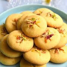 Naan khtai biscuits in Lahore ( by Famous Cake House)